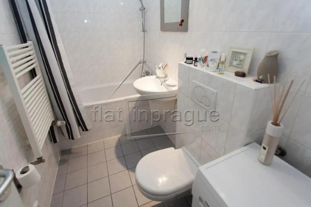Apartment Na Hrebenkach Prague