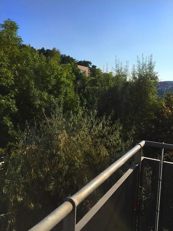 Apartment Na Hrebenkach Prague